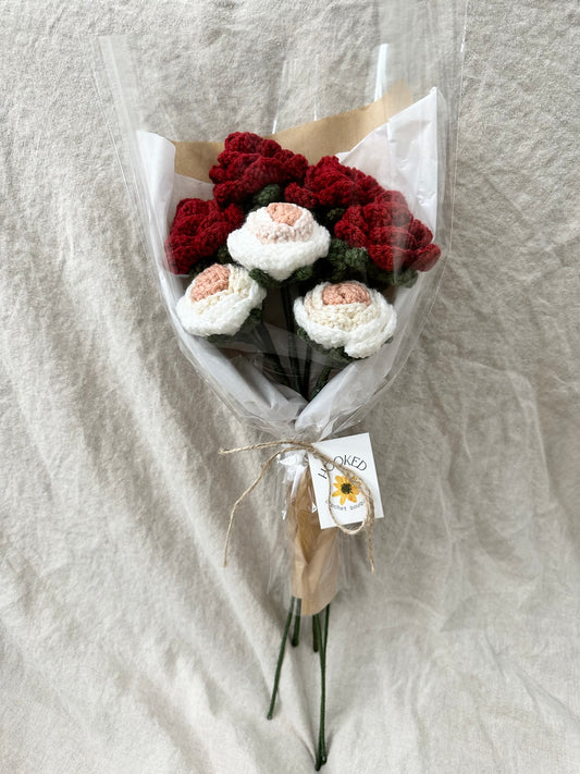 Red and Gradient Rose bouquet